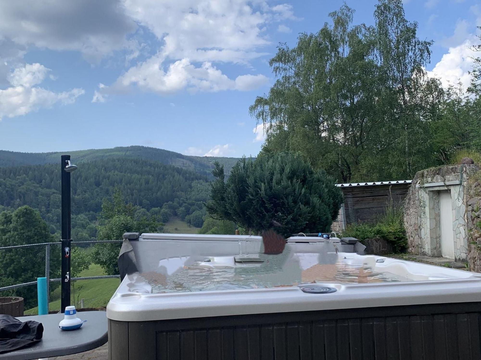 Majestic Holiday Home With Jacuzzi Unterschönau Zewnętrze zdjęcie